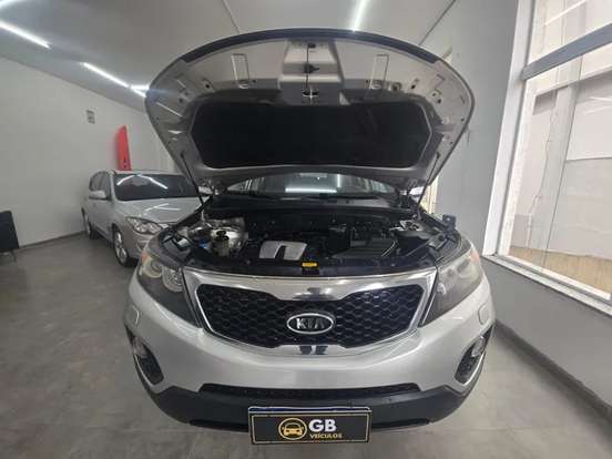 KIA-SORENTO-2012