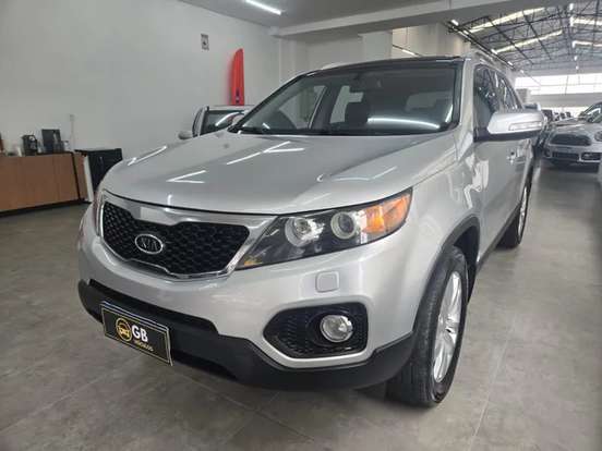 KIA-SORENTO-2012