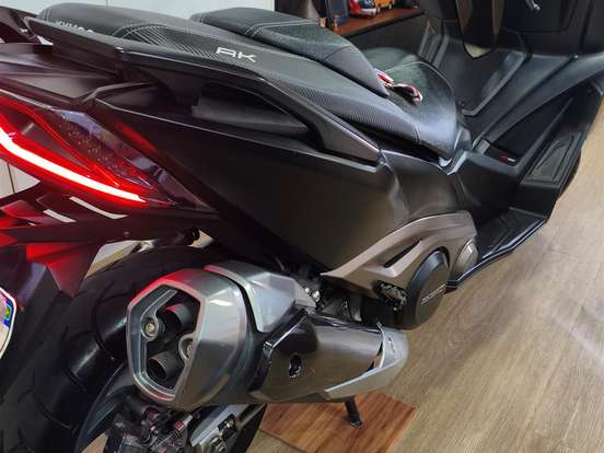 KYMCO-AK 550i KYMCO-AK 550i-2021