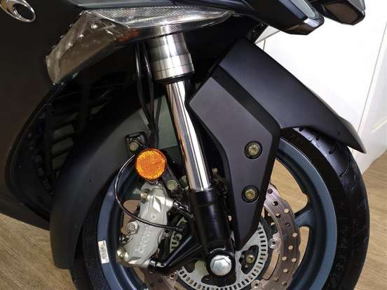 KYMCO-AK 550i KYMCO-AK 550i-2021