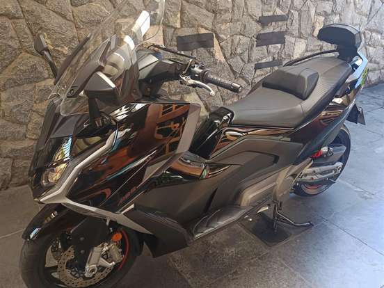 KYMCO-AK 550i KYMCO-AK 550i-2024