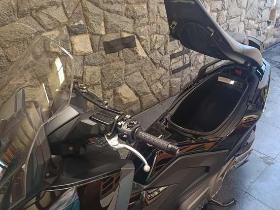 KYMCO-AK 550i KYMCO-AK 550i-2024