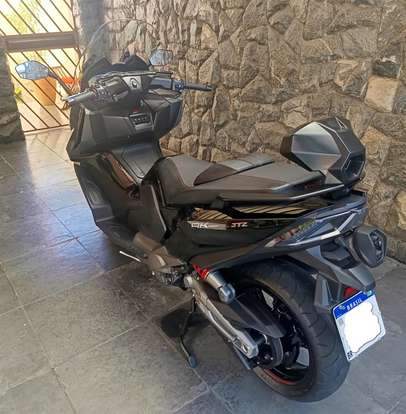 KYMCO-AK 550i-2024