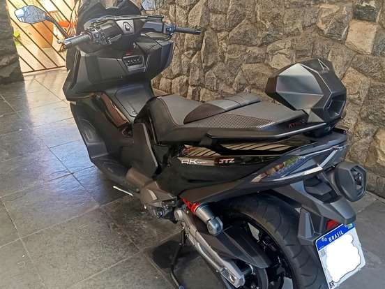 KYMCO-AK 550i KYMCO-AK 550i-2024