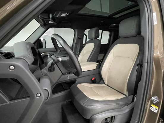 LAND ROVER-DEFENDER-2023