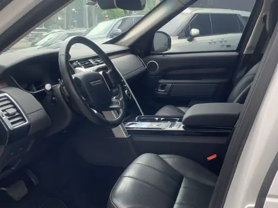 LAND ROVER-DISCOVERY-3.0 V6 TD6 DIESEL HSE 4WD AUTOMÁTICO LAND ROVER-DISCOVERY-2019