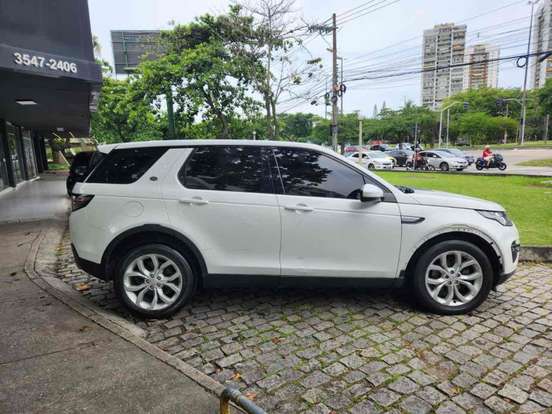 LAND ROVER-DISCOVERY SPORT-2016