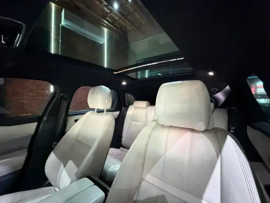 LAND ROVER-RANGE ROVER VELAR-3.0 P340 GASOLINA R-DYNAMIC SE AUTOMÁTICO LAND ROVER-RANGE ROVER VELAR-2021