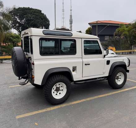 LAND ROVER-DEFENDER-1997