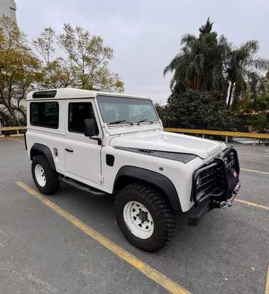LAND ROVER-DEFENDER-1997