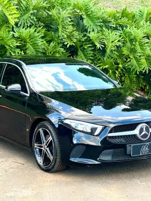 MERCEDES-BENZ-A 200-2020