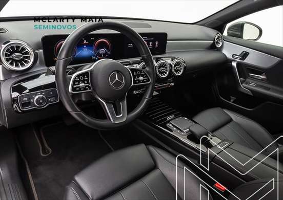 MERCEDES-BENZ-A 200-2021