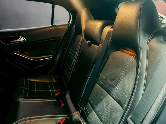 MERCEDES-BENZ-A 200-2015