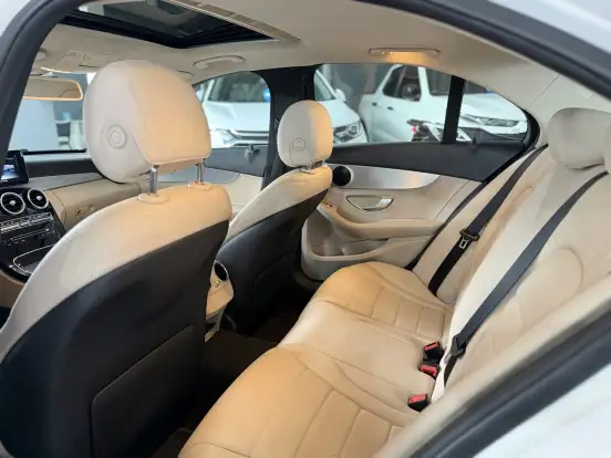 MERCEDES-BENZ-C 200-2.0 CGI AVANTGARDE 16V GASOLINA 4P AUTOMÁTICO MERCEDES-BENZ-C 200-2015
