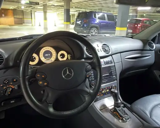 MERCEDES-BENZ-CLK 320-2004
