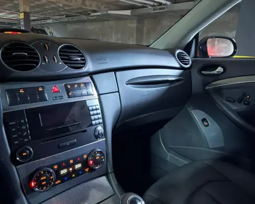 MERCEDES-BENZ-CLK 320-2004