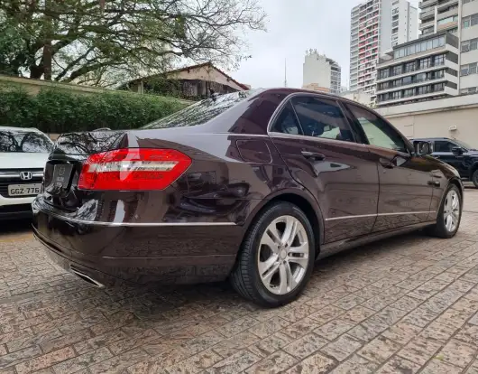 MERCEDES-BENZ-E 250-1.8 CGI AVANTGARDE 16V GASOLINA 4P AUTOMÁTICO MERCEDES-BENZ-E 250-2012