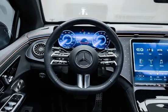 MERCEDES-BENZ-EQE 300-89 KW ELÉTRICO AMG LINE MERCEDES-BENZ-EQE 300-2023