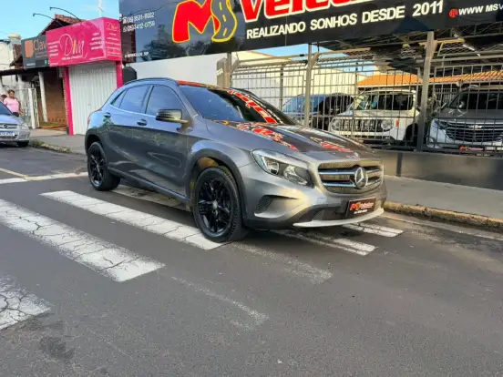 MERCEDES-BENZ-GLA 200-1.6 CGI STYLE 16V TURBO FLEX 4P AUTOMÁTICO MERCEDES-BENZ-GLA 200-2016