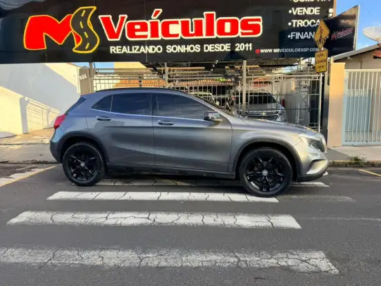 MERCEDES-BENZ-GLA 200-1.6 CGI STYLE 16V TURBO FLEX 4P AUTOMÁTICO MERCEDES-BENZ-GLA 200-2016