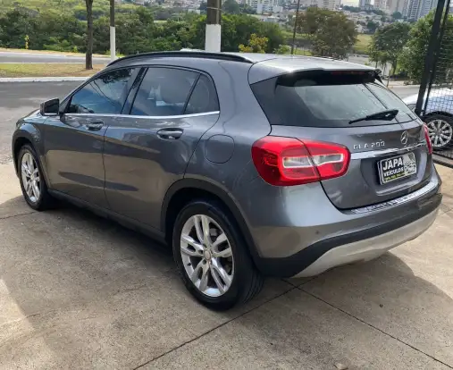 MERCEDES-BENZ-GLA 200-2016