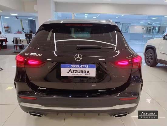 MERCEDES-BENZ-GLA 200-2024