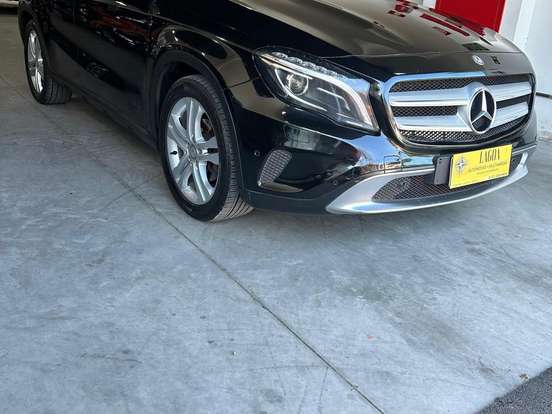 MERCEDES-BENZ-GLA 200-1.6 CGI VISION BLACK EDITION 16V TURBO GASOLINA 4P AUTOMÁTICO MERCEDES-BENZ-GLA 200-2014