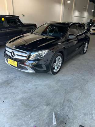 MERCEDES-BENZ-GLA 200-2014