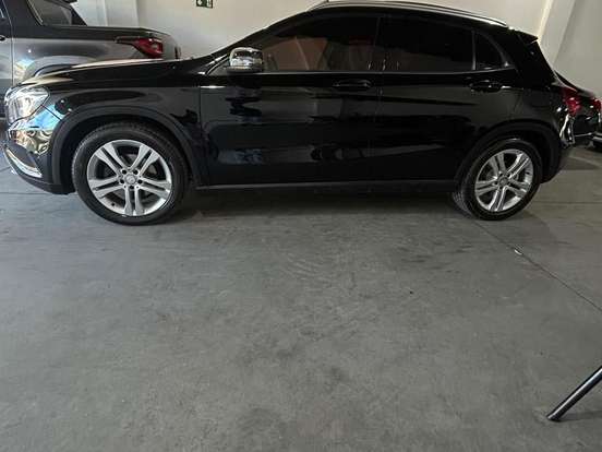 MERCEDES-BENZ-GLA 200-1.6 CGI VISION BLACK EDITION 16V TURBO GASOLINA 4P AUTOMÁTICO MERCEDES-BENZ-GLA 200-2014