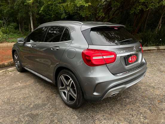MERCEDES-BENZ-GLA 250-2.0 16V TURBO GASOLINA SPORT 4P 4MATIC AUTOMÁTICO MERCEDES-BENZ-GLA 250-2016