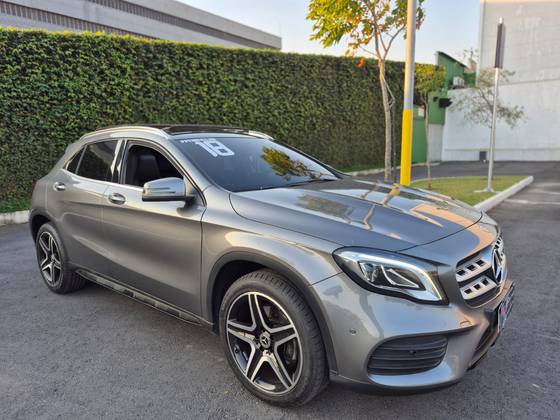 MERCEDES-BENZ GLA 250 2.0 CGI GASOLINA SPORT 7G-DCT