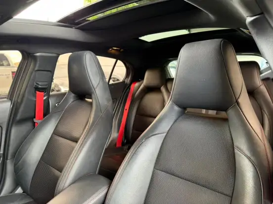 MERCEDES-BENZ-GLA 45 AMG-2.0 16V TURBO GASOLINA 4P AUTOMÁTICO MERCEDES-BENZ-GLA 45 AMG-2016