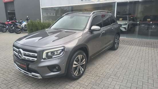 MERCEDES-BENZ-GLB 200-2021