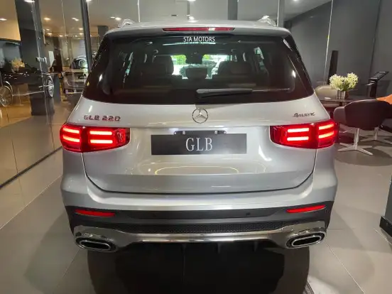 MERCEDES-BENZ-GLB 220-2.0 MHEV AMG LINE 4MATIC 8G-DCT MERCEDES-BENZ-GLB 220-2025