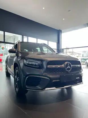MERCEDES-BENZ-GLB 220-2025