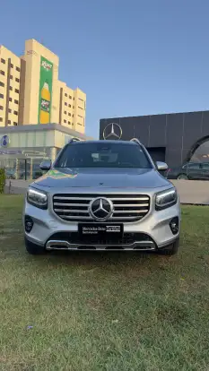 MERCEDES-BENZ-GLB 220-2025