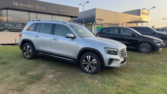 MERCEDES-BENZ-GLB 220-2025
