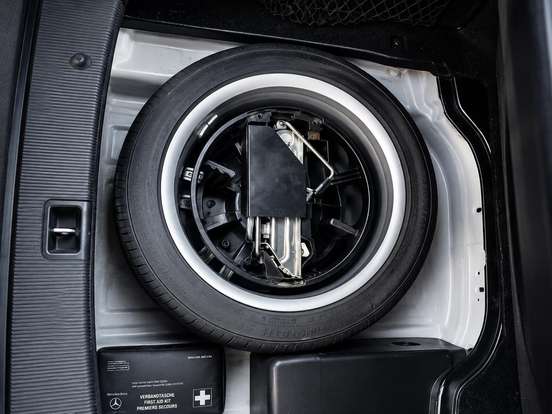 MERCEDES-BENZ-C 180-1.6 CGI SPORT 16V TURBO GASOLINA 4P AUTOMÁTICO MERCEDES-BENZ-C 180-2013