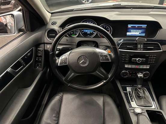 MERCEDES-BENZ-C 180-2013