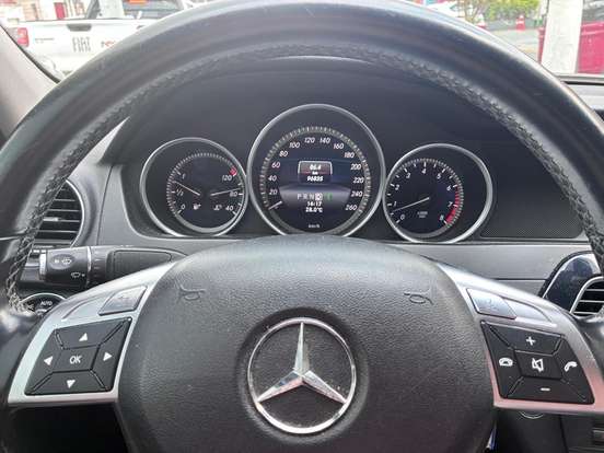 MERCEDES-BENZ-C 180-2013