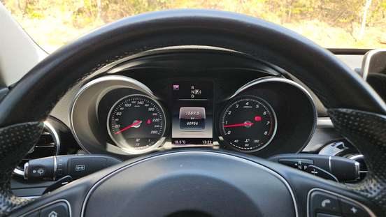 MERCEDES-BENZ-C 200-2015