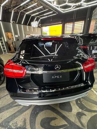 MERCEDES-BENZ-GLA 200-2016