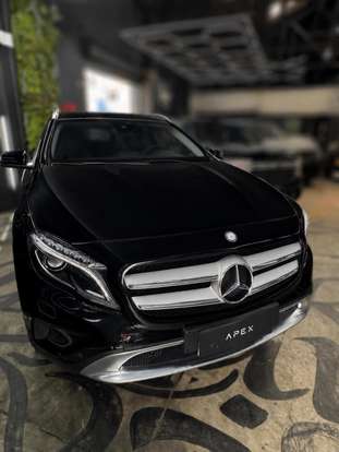 MERCEDES-BENZ-GLA 200-2016