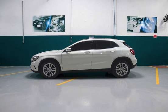 MERCEDES-BENZ-GLA 200-1.6 CGI ADVANCE 16V TURBO FLEX 4P AUTOMÁTICO MERCEDES-BENZ-GLA 200-2015