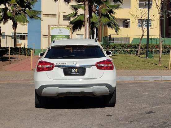 MERCEDES-BENZ-GLA 200-1.6 CGI FLEX STYLE 7G-DCT MERCEDES-BENZ-GLA 200-2018