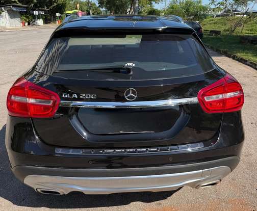 MERCEDES-BENZ-GLA 200-2014