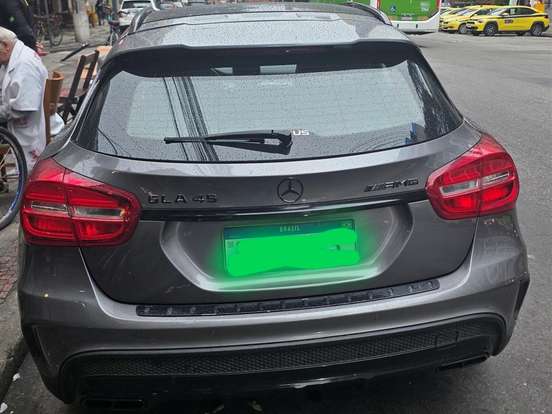 MERCEDES-BENZ-GLA 45 AMG-2.0 16V TURBO GASOLINA 4P AUTOMÁTICO MERCEDES-BENZ-GLA 45 AMG-2015
