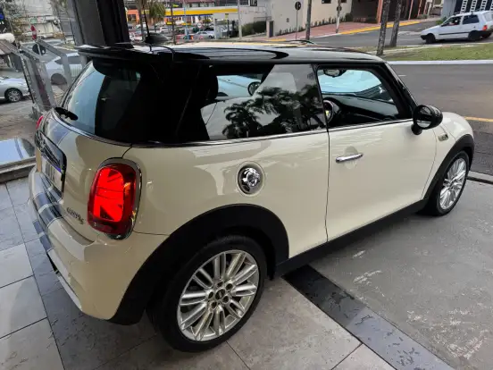 MINI-COOPER-2.0 S EXCLUSIVE 16V TURBO GASOLINA 2P AUTOMÁTICO MINI-COOPER-2014