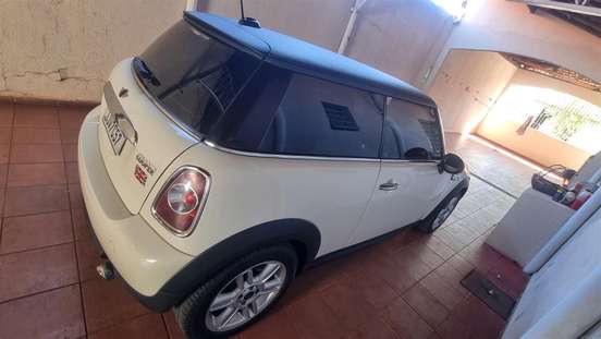 MINI-COOPER-2012