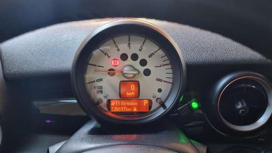 MINI-COOPER-2012